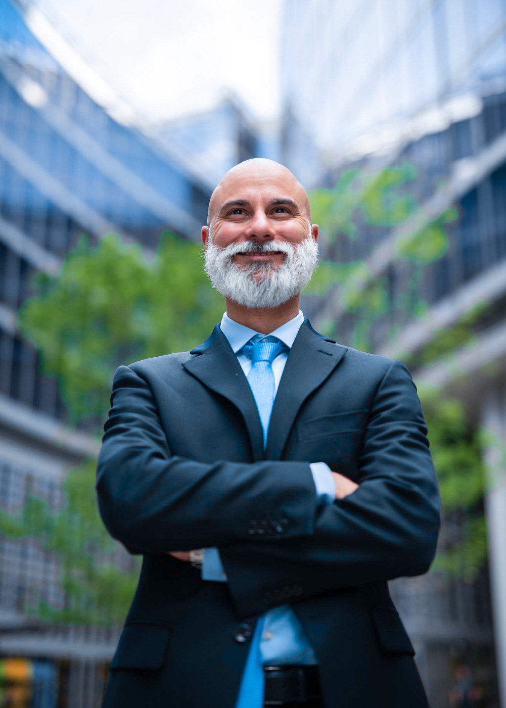 A confident leader in the face of business crisis management